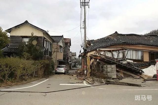 日本7.6级强震已致8人死亡（上百栋建筑被烧毁！）